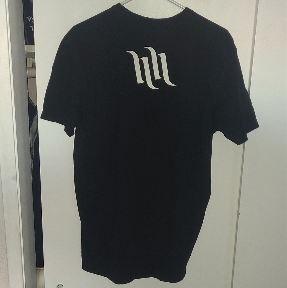 Hart and Huntington Tattoo Company Black Graphic tshirt Large EUC - Picture 3 of 3
